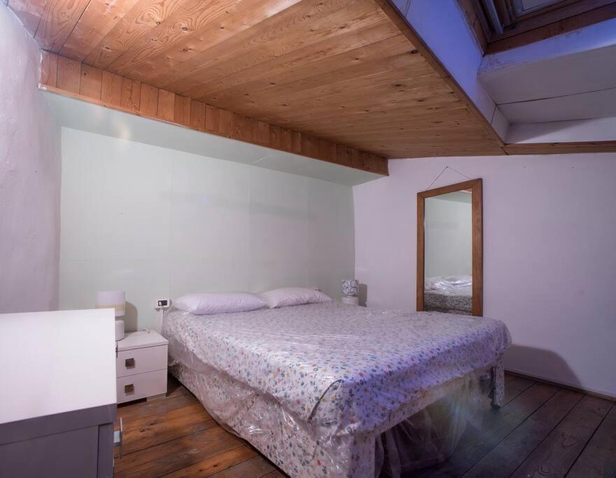 Top Location Lucca Appartement Buitenkant foto