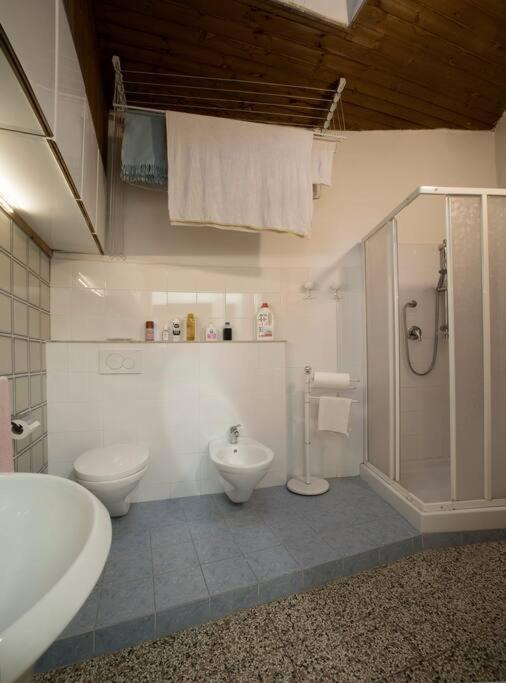 Top Location Lucca Appartement Buitenkant foto