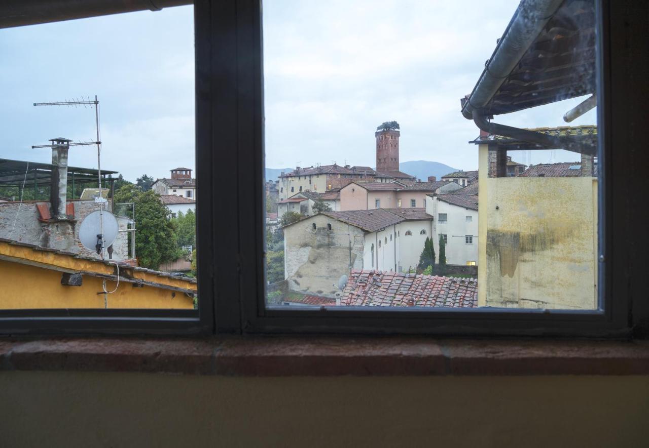 Top Location Lucca Appartement Buitenkant foto